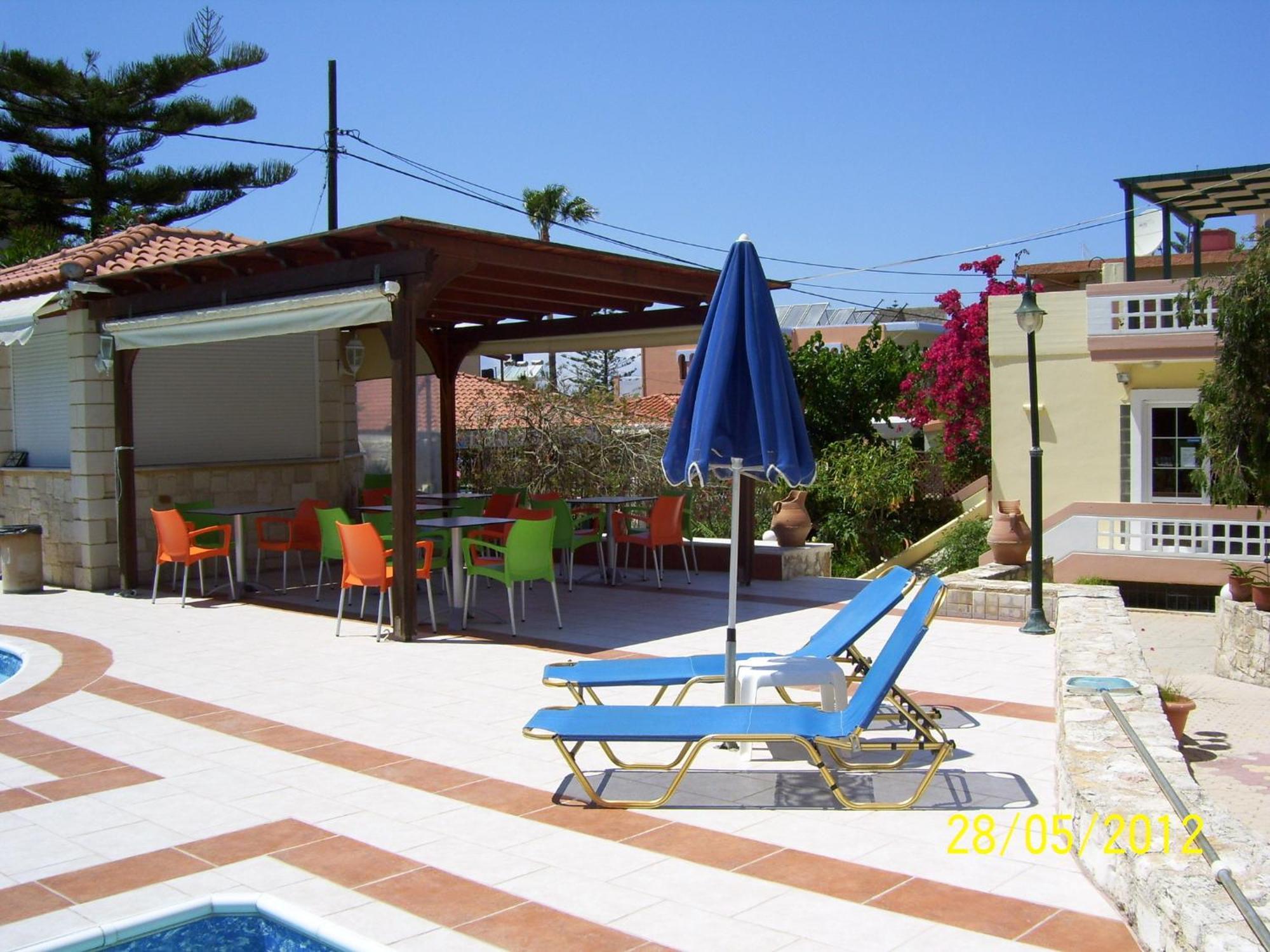 Apelia Residence Agia Marina Exteriör bild