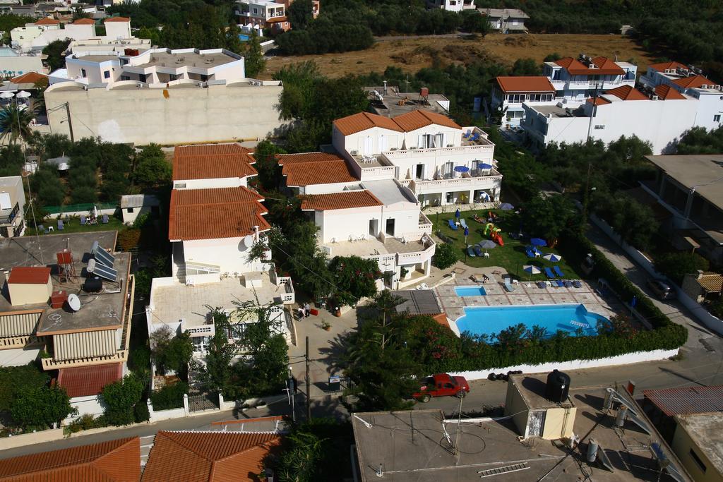 Apelia Residence Agia Marina Exteriör bild